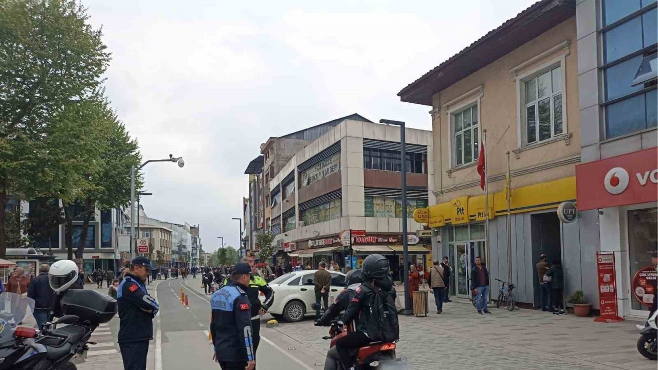 Zabıtadan motosikletlilere geçit yok