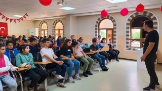 Akademi lise ve bilgievi öğrencilerine motivasyon semineri düzenlendi