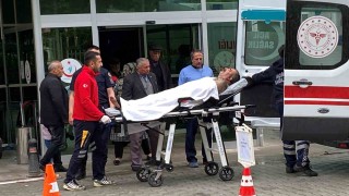 Aracının içinde silahlı saldırıya uğradı