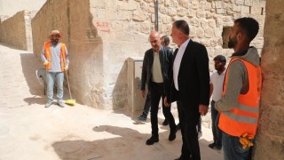 Artukluda sokak iyileştirme çalışmaları devam ediyor