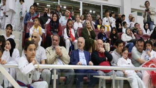 Derincede tekvando şöleni