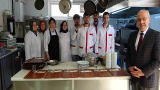 Doğu Karadeniz Bölgesinde turizm yoğunluğu, yemek kurslarına olan ilgiyi artırdı