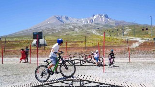 Erciyeste bisiklet ve aktivite parkı sezonu açıldı