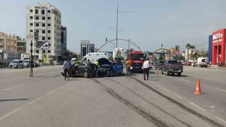 Hatayda freni patlayan kamyon zincirleme kazaya neden oldu: 13 yaralı