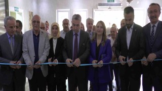 Kadın kursiyerlerin el emekleri görücüye çıktı