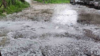 Koyulhisarda sağanak ve dolu etkili oldu