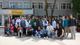 Öğrenciler, hazırladıkları gösteri ve etkinliklerle fetih coşkusunu okulda yaşattı