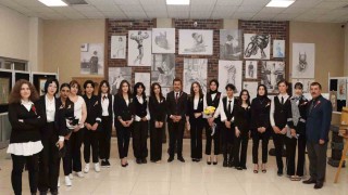 Öğrencilerden görsel sanatlar sergisi