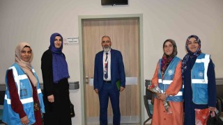 Personele manevi danışmanlık ve rehberlik hizmeti sunuyor