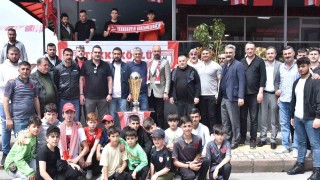 Samsunsporun şampiyonluk kupası Tekkeköyde
