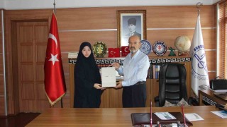 18 saatte Kuran-ı Kerimi ezbere hatmetti