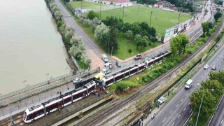 26 kişinin yaralandığı tramvay kazası havadan görüntülendi