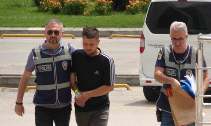 56 yaşındaki komşusunu tabanca ile vuran 20 yaşındaki genç adliyede