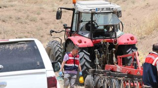 9 kişinin öldüğü kavgada yangın çıkan tarlaya helikopter destekli müdahale