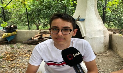 Ablasını rol model aldı, LGSde tüm soruları doğru cevapladı