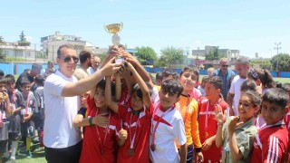 Adıyamanda öğrenciler arası futbol turnuvası düzenlendi
