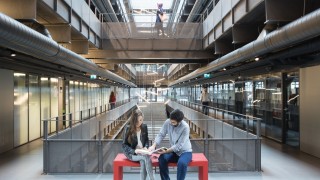 AGÜ, dünya üniversiteleri arasında ilk 200de