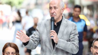 Akdeniz Belediye Başkanı Mustafa Gültak, Zafer Çarşısı esnafıyla bir araya geldi