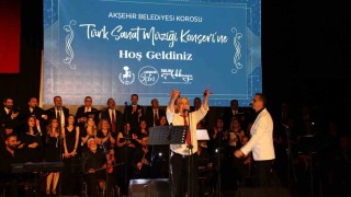 Akşehir Belediyesi TSM Korosundan konser