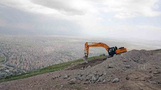 Ali Dağı kalkış pisti yenileniyor