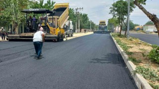 Ambar Mahalle yoluna sıcak asfalt serimi gerçekleştirildi