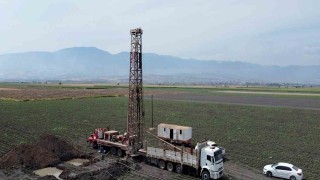 Amik Ovasında depremin vurduğu su kuyuları açılıyor