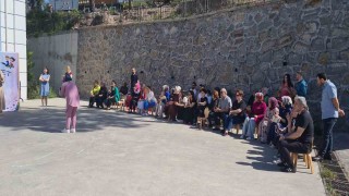 Anaokulu Öğrencileri ilk karnelerini aldı