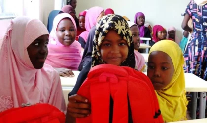 Avrupa’daki Türk gönüllülerden, Tanzanya’daki çocuklara yardım