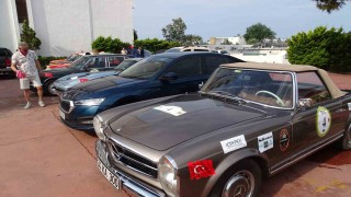 Ayvalıkta klasik otomobiller 25. Batı Anadolu Rallisi başladı