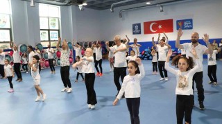 Babalar Gününe özel zumba ve dans
