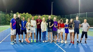 Bahar Tenis Turnuvasında şampiyonlar belli oldu