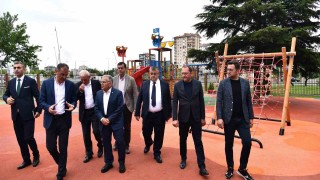 Başkan Büyükkılıç, çocuklara özel 11inci kütüphaneyi inceledi