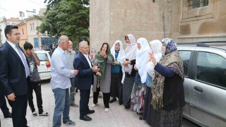 Başkan Büyükkılıça mahalle ziyaretlerinde yoğun ilgi