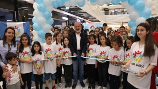 Başkan Çolakbayrakdar: Her alanda gençlerimiz ve evlatlarımızın yanındayız