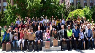 Başkan Pekyatırmacı Trafik Eğitim Parkında çocuklarla bir araya geldi