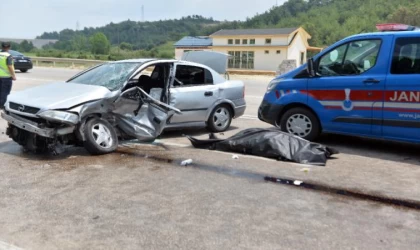 Bayram ziyaretinden dönerken kazada öldü