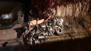 Bilecikte 2 motosiklet kafa kafaya çarpıştı, 3 kişi yaralandı