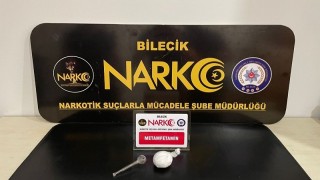 Bilecikte 56,65 gram metamfetamin ele geçirildi
