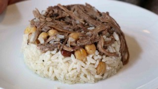 Bin yıllık pilav damak çatlatıyor