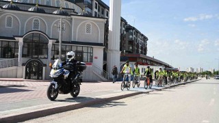 Bisiklet Şehri Konyada öğrenciler okullarına bisikletleriyle güven ile gidiyor