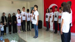 Bitliste 110 bin öğrenci karne heyecanı yaşadı