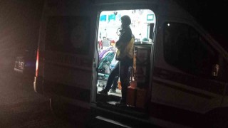 Bodrum katındaki yangında 2 kişi dumandan etkilendi