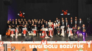 Bozüyükte “Aşk Şarkıları” yankılandı
