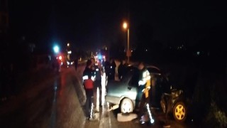 Burdurda iki otomobil çarpıştı: 5 yaralı