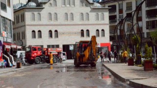 Burdurda yaşanan selin hasarları giderilmeye çalışılıyor