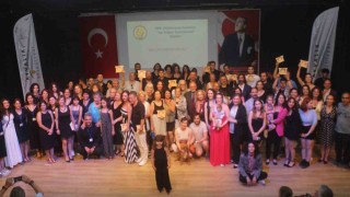 Burhaniyede Kent Tiyatrosuna bir ödül daha