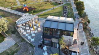 Burhaniyede Özgürlük Kafe hizmete girdi