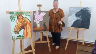 Burhaniyede resim sergisi ilgi gördü