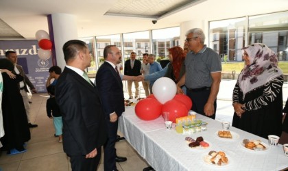Çanakkalede depremzedelerle bayramlaşma töreni düzenlendi