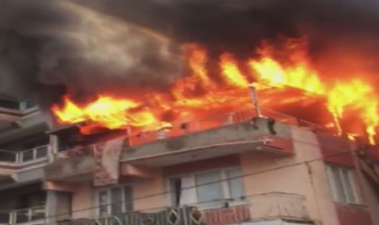 Çatı katı alev alev yandı, vatandaşlar korku dolu anlar yaşadı
